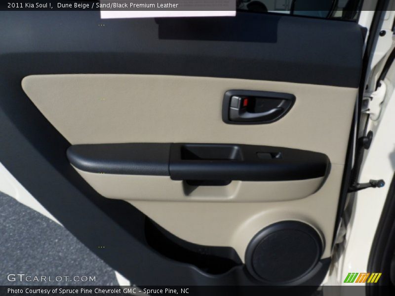 Door Panel of 2011 Soul !