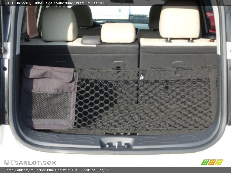 Dune Beige / Sand/Black Premium Leather 2011 Kia Soul !
