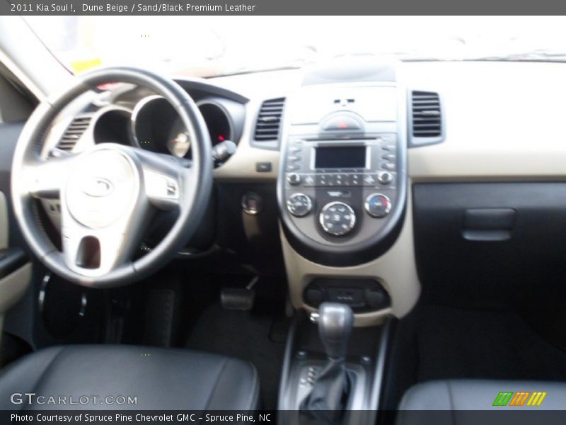 Dune Beige / Sand/Black Premium Leather 2011 Kia Soul !