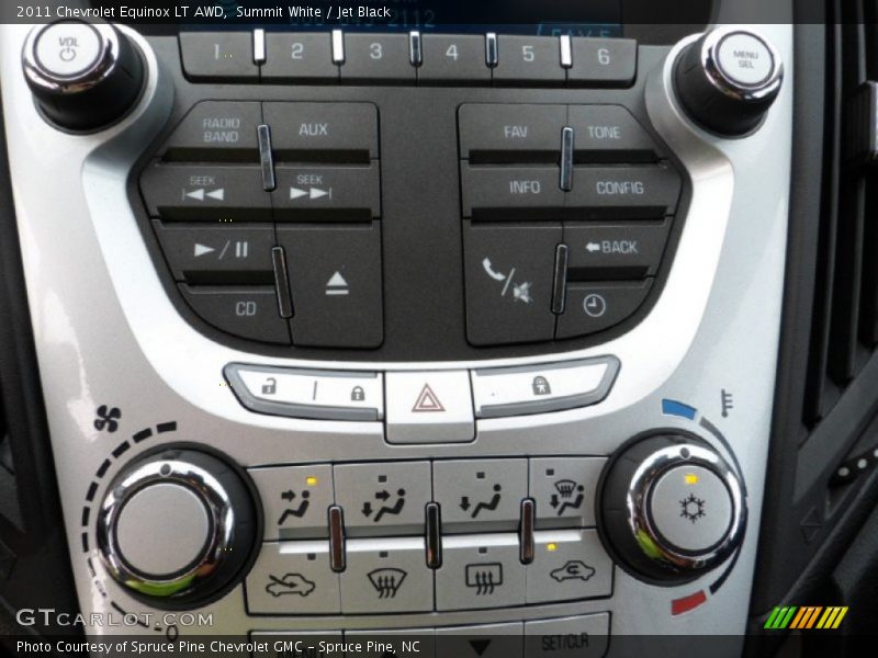 Summit White / Jet Black 2011 Chevrolet Equinox LT AWD
