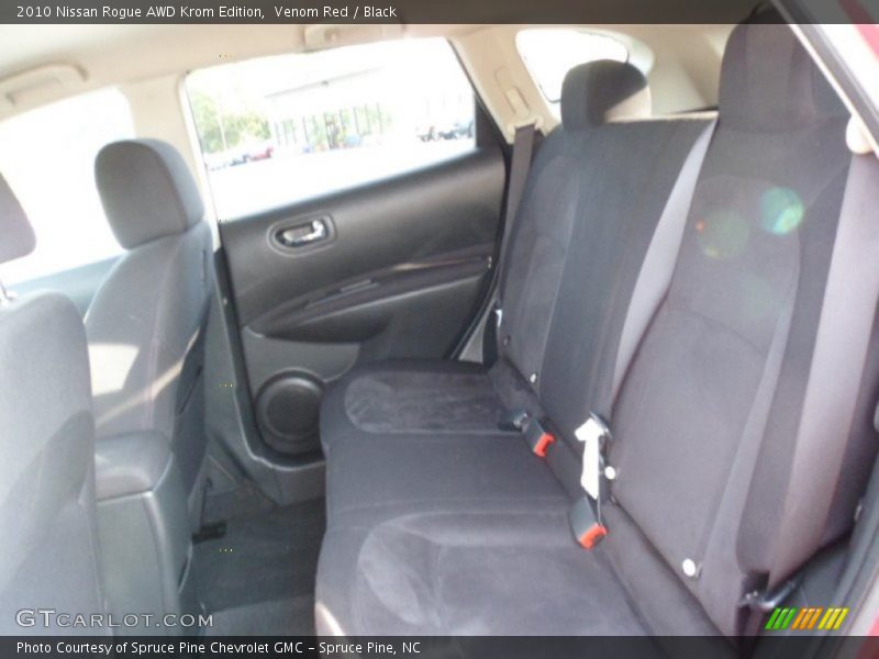  2010 Rogue AWD Krom Edition Black Interior
