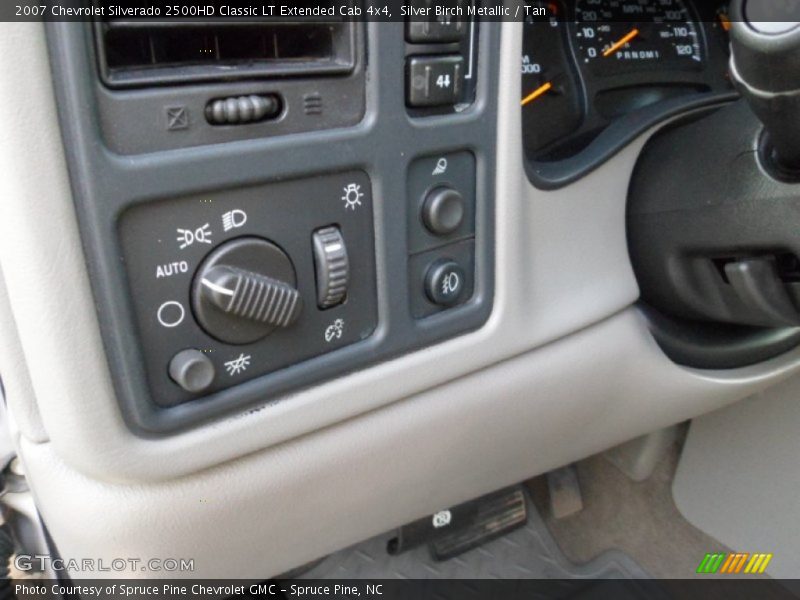Silver Birch Metallic / Tan 2007 Chevrolet Silverado 2500HD Classic LT Extended Cab 4x4