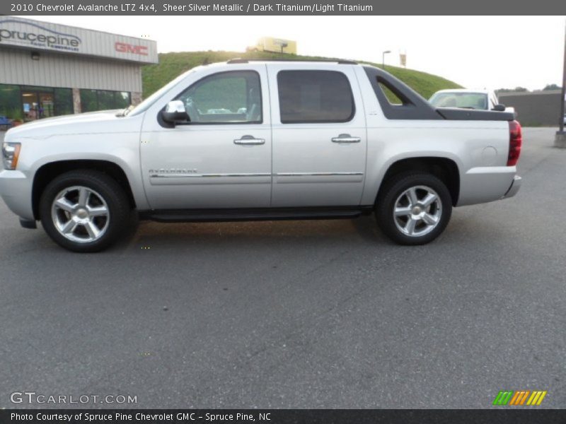 Sheer Silver Metallic / Dark Titanium/Light Titanium 2010 Chevrolet Avalanche LTZ 4x4