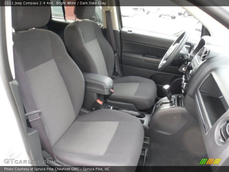Bright White / Dark Slate Gray 2011 Jeep Compass 2.4 4x4