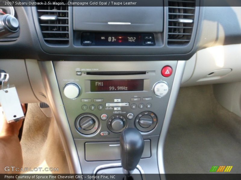 Champagne Gold Opal / Taupe Leather 2007 Subaru Outback 2.5i Wagon