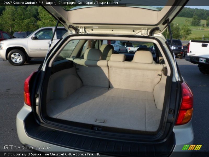 Champagne Gold Opal / Taupe Leather 2007 Subaru Outback 2.5i Wagon