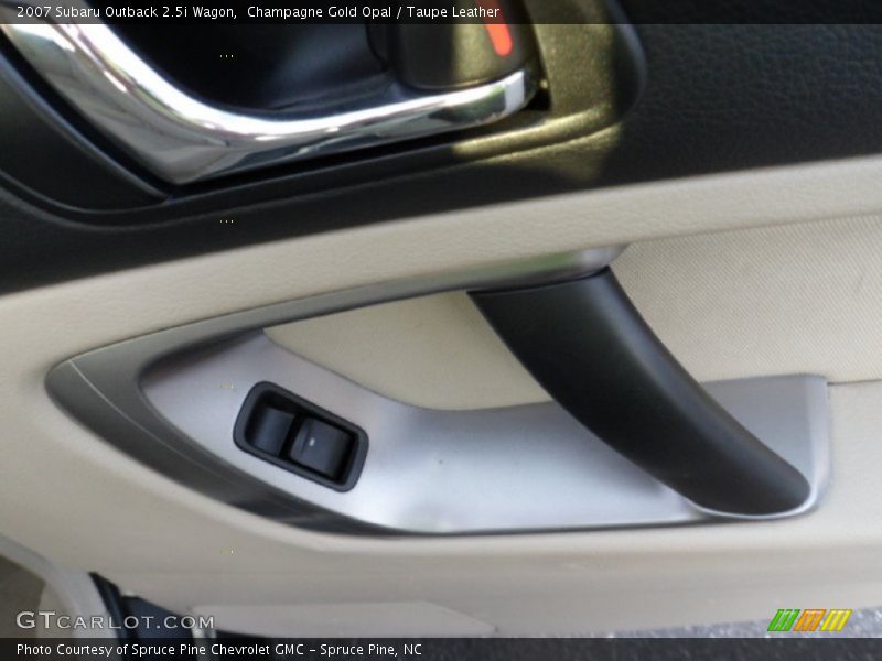 Champagne Gold Opal / Taupe Leather 2007 Subaru Outback 2.5i Wagon