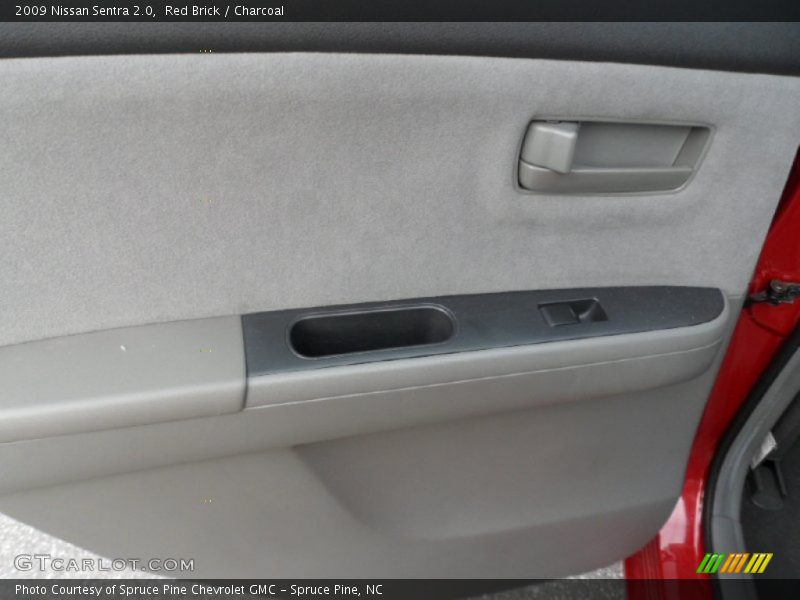 Red Brick / Charcoal 2009 Nissan Sentra 2.0