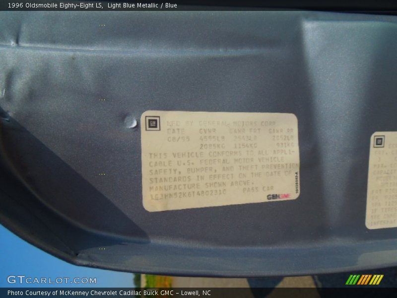 Light Blue Metallic / Blue 1996 Oldsmobile Eighty-Eight LS
