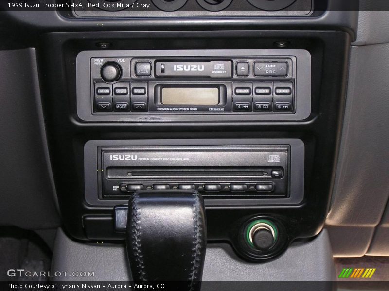 Red Rock Mica / Gray 1999 Isuzu Trooper S 4x4