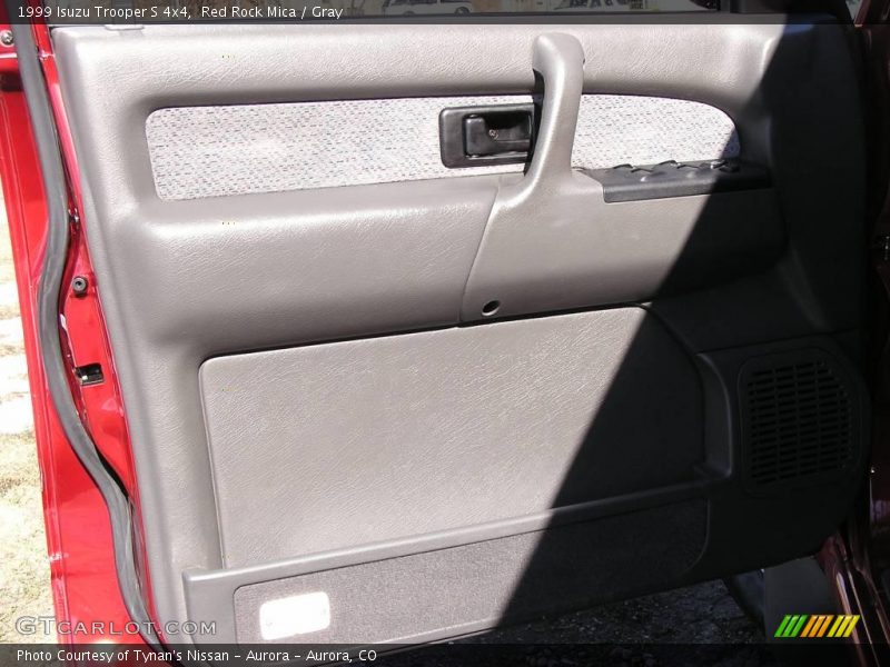 Red Rock Mica / Gray 1999 Isuzu Trooper S 4x4