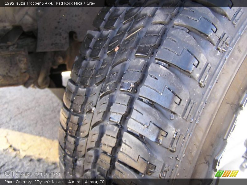 Red Rock Mica / Gray 1999 Isuzu Trooper S 4x4