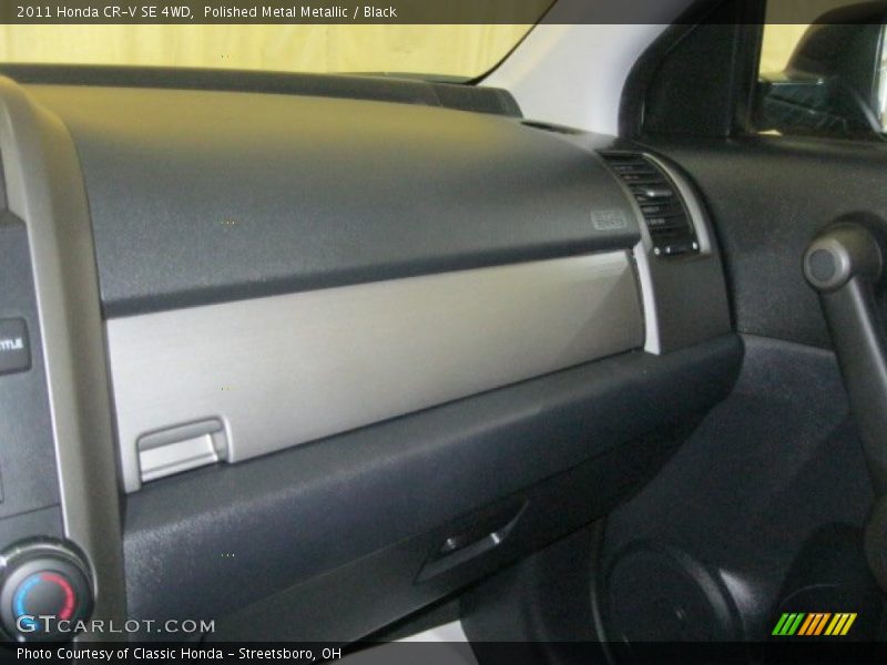 Polished Metal Metallic / Black 2011 Honda CR-V SE 4WD