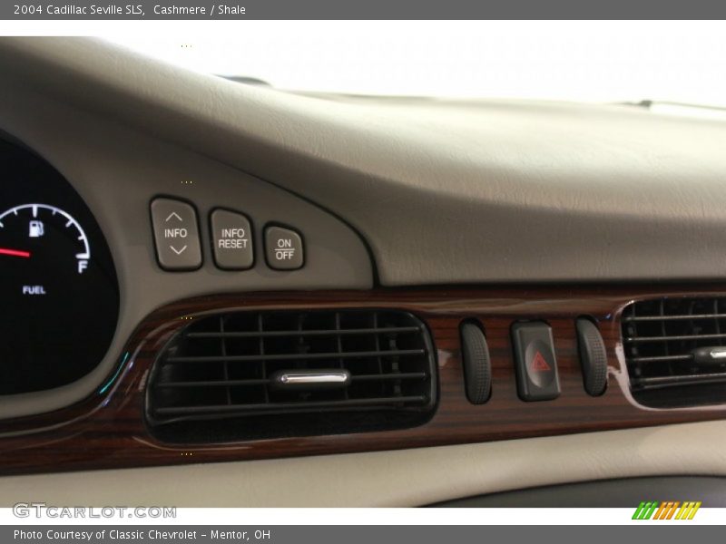 Cashmere / Shale 2004 Cadillac Seville SLS