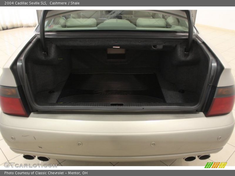 Cashmere / Shale 2004 Cadillac Seville SLS