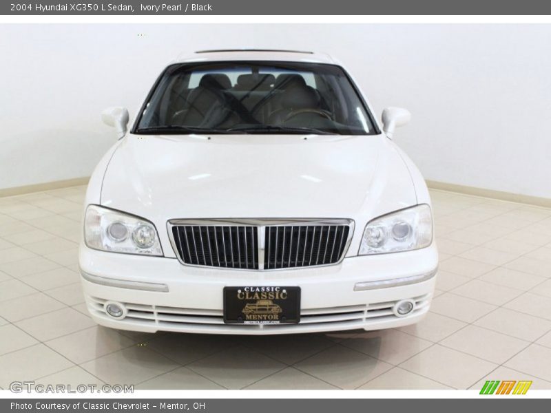 Ivory Pearl / Black 2004 Hyundai XG350 L Sedan