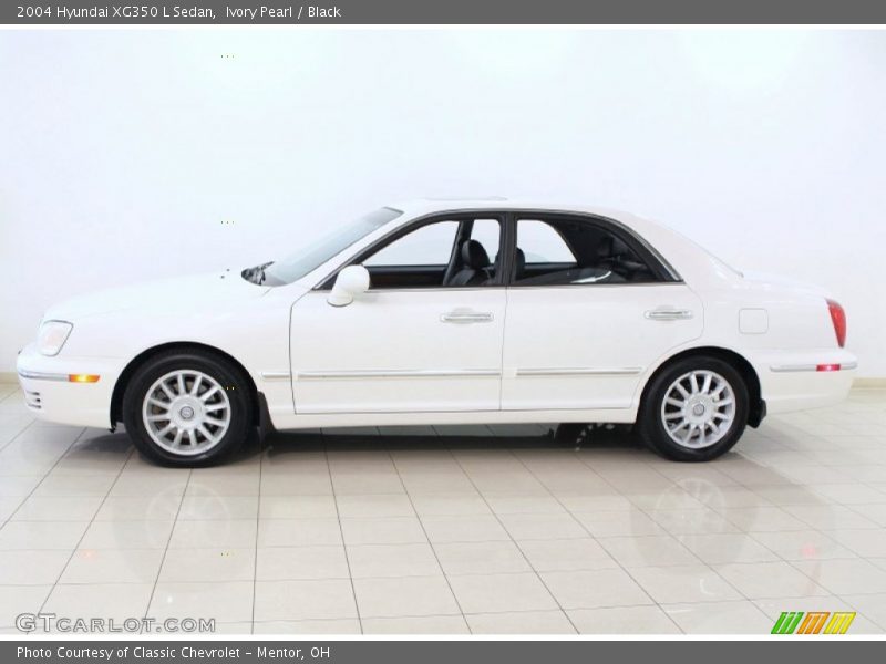 Ivory Pearl / Black 2004 Hyundai XG350 L Sedan