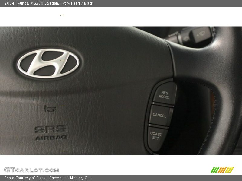 Ivory Pearl / Black 2004 Hyundai XG350 L Sedan
