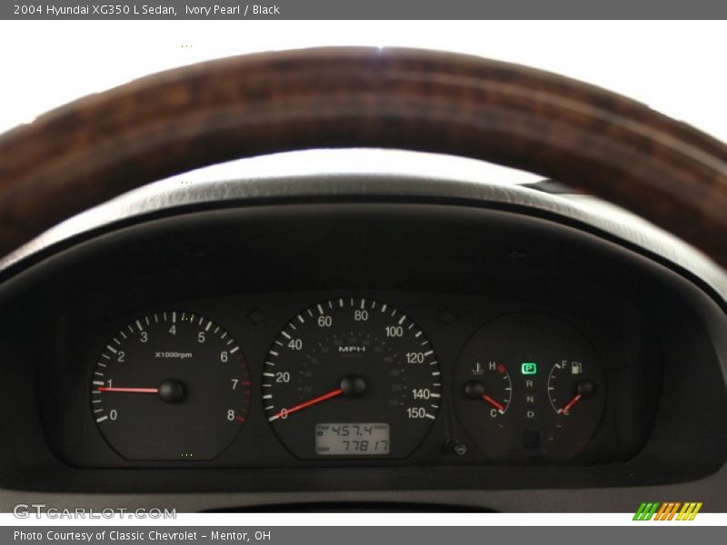 Ivory Pearl / Black 2004 Hyundai XG350 L Sedan