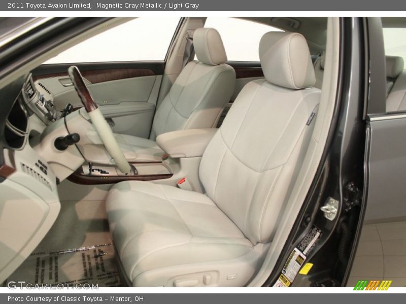 Magnetic Gray Metallic / Light Gray 2011 Toyota Avalon Limited