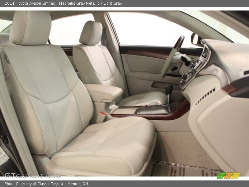 Magnetic Gray Metallic / Light Gray 2011 Toyota Avalon Limited