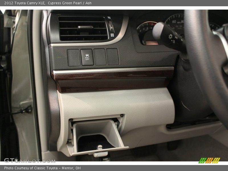 Cypress Green Pearl / Ash 2012 Toyota Camry XLE