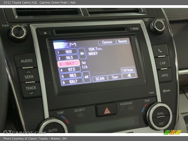 Cypress Green Pearl / Ash 2012 Toyota Camry XLE