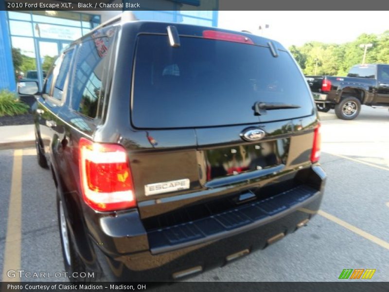 Black / Charcoal Black 2010 Ford Escape XLT