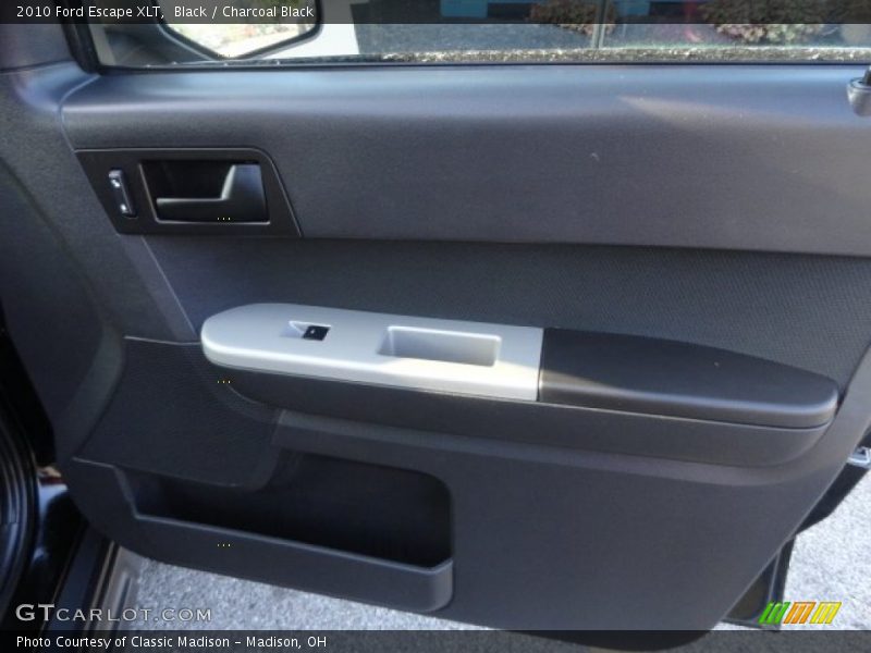 Black / Charcoal Black 2010 Ford Escape XLT