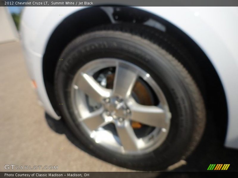 Summit White / Jet Black 2012 Chevrolet Cruze LT