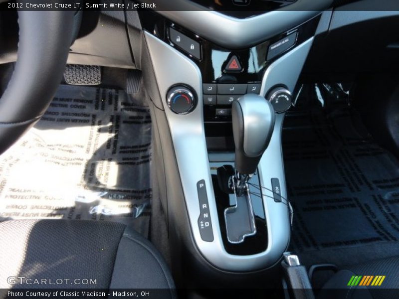 Summit White / Jet Black 2012 Chevrolet Cruze LT