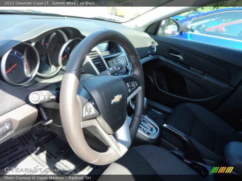 Summit White / Jet Black 2012 Chevrolet Cruze LT
