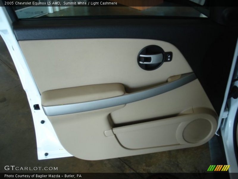 Summit White / Light Cashmere 2005 Chevrolet Equinox LS AWD