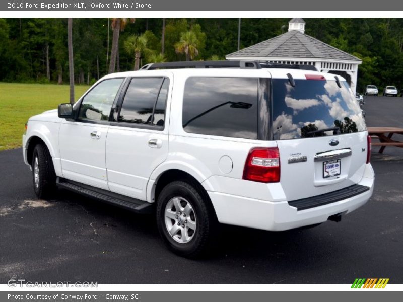 Oxford White / Stone 2010 Ford Expedition XLT