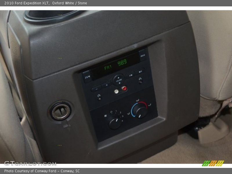 Oxford White / Stone 2010 Ford Expedition XLT