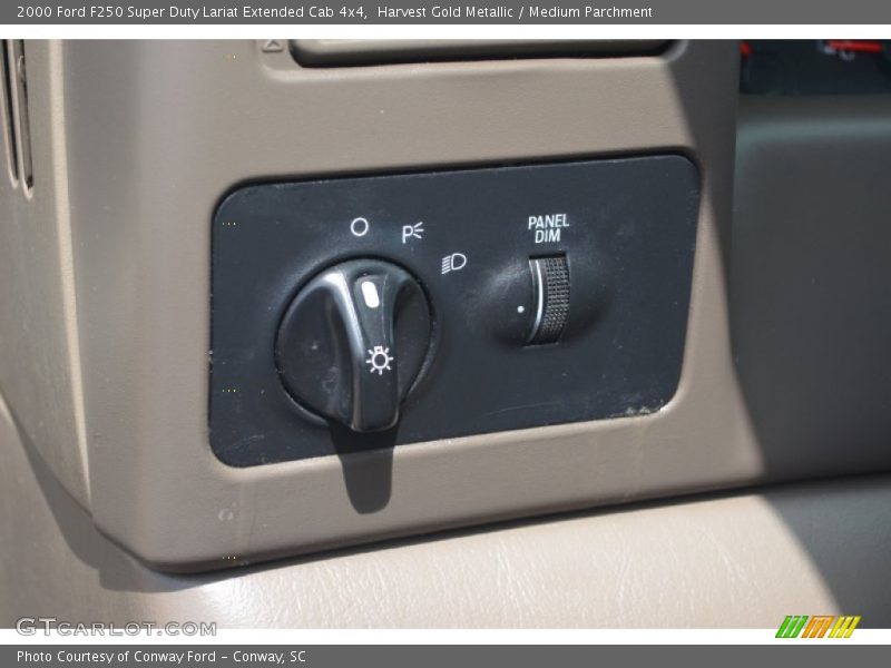 Controls of 2000 F250 Super Duty Lariat Extended Cab 4x4