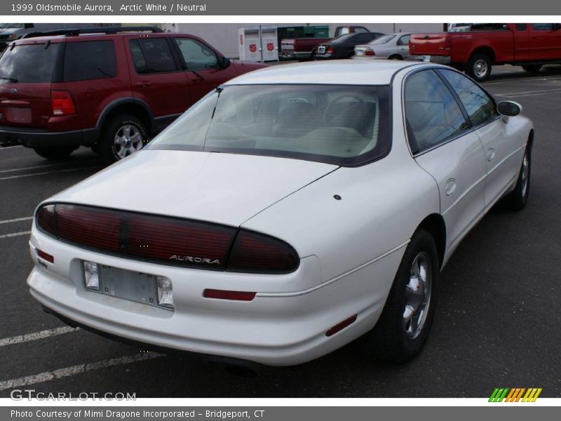 Arctic White / Neutral 1999 Oldsmobile Aurora