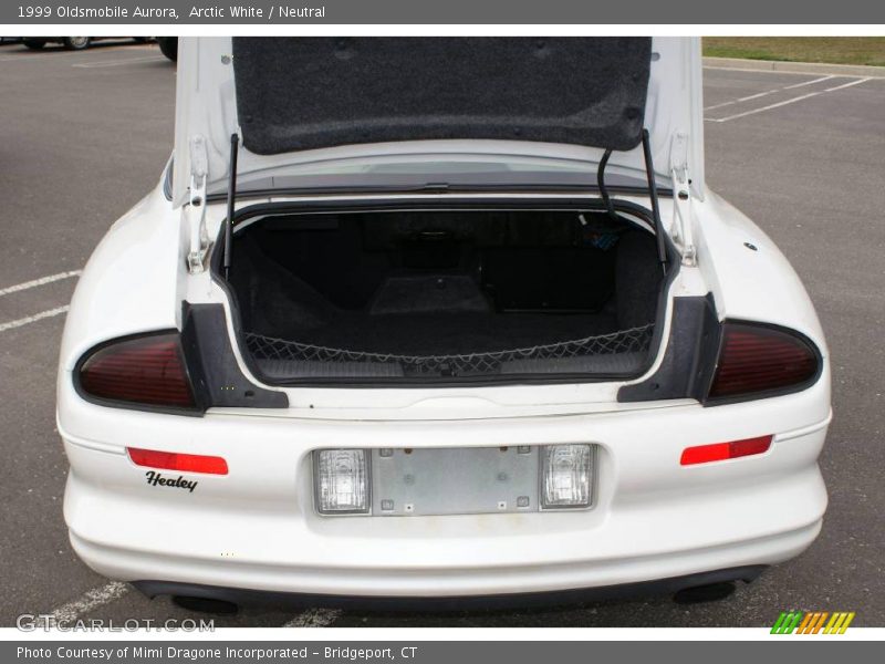 Arctic White / Neutral 1999 Oldsmobile Aurora