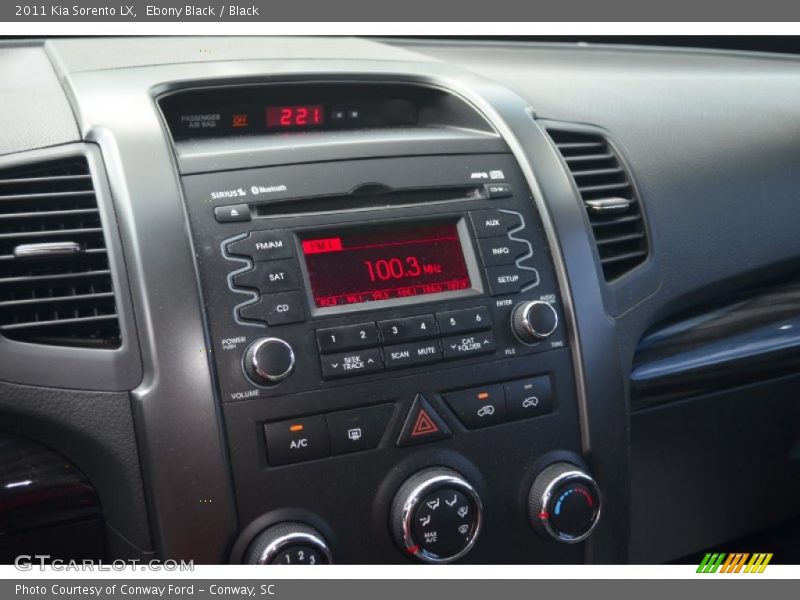 Ebony Black / Black 2011 Kia Sorento LX
