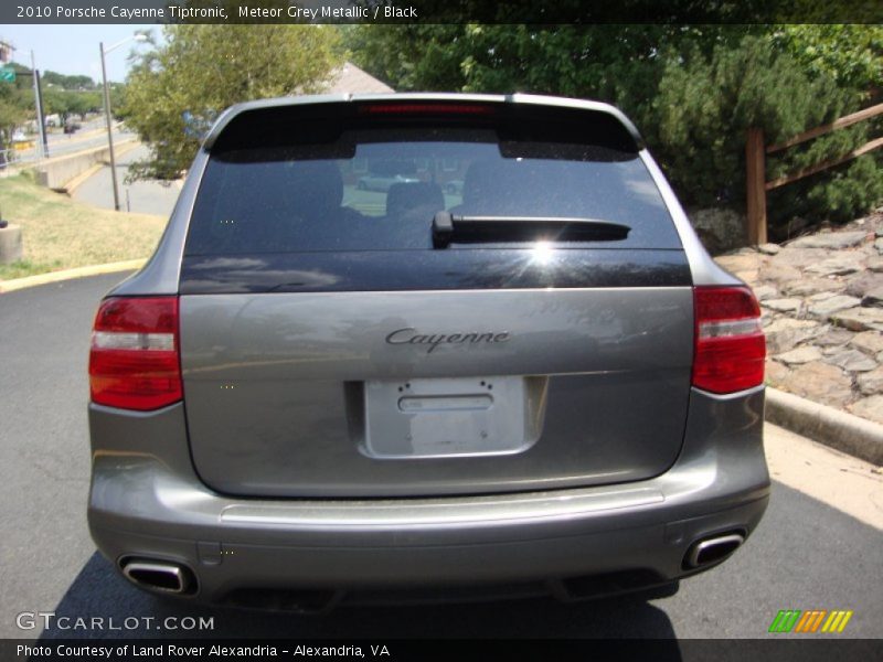 Meteor Grey Metallic / Black 2010 Porsche Cayenne Tiptronic
