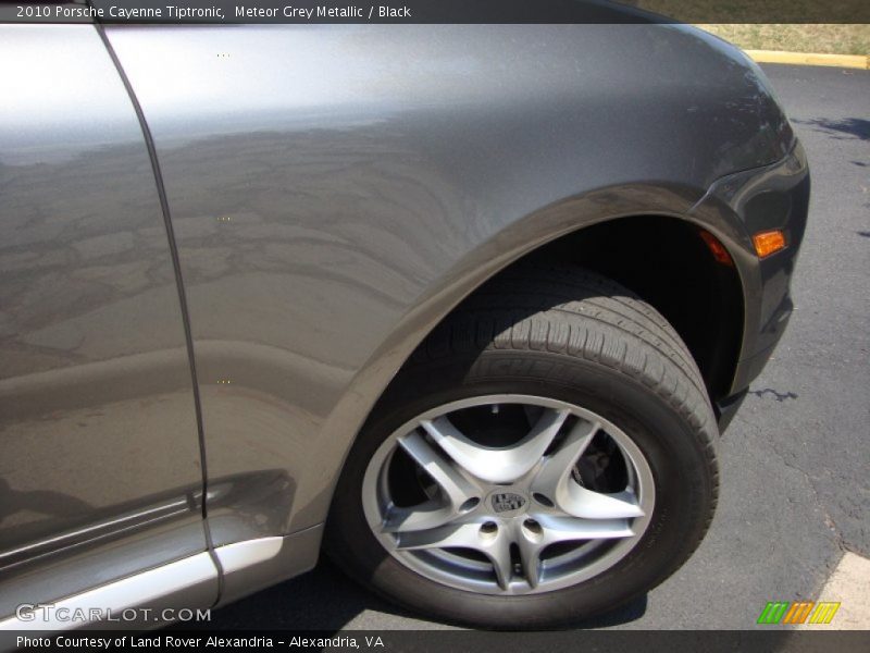 Meteor Grey Metallic / Black 2010 Porsche Cayenne Tiptronic
