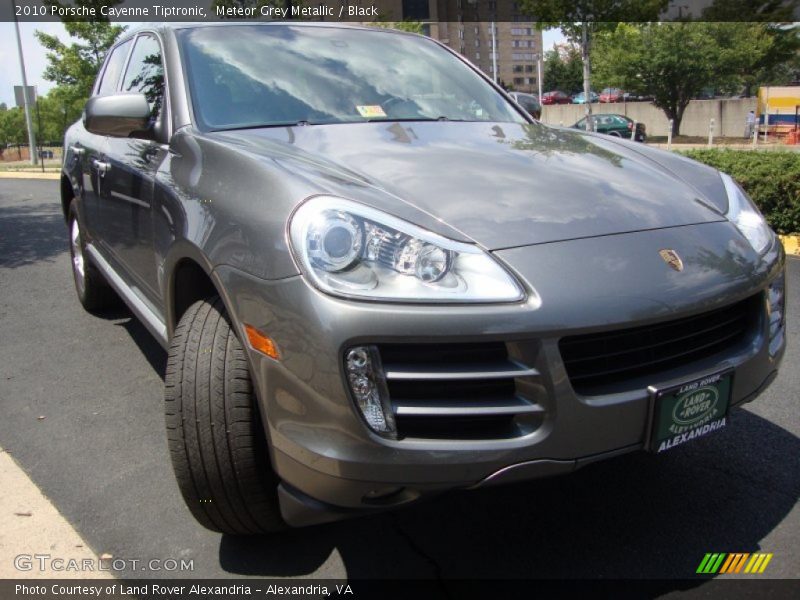 Meteor Grey Metallic / Black 2010 Porsche Cayenne Tiptronic