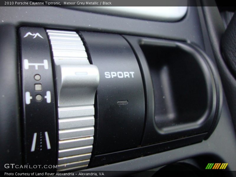 Meteor Grey Metallic / Black 2010 Porsche Cayenne Tiptronic