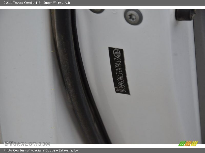 Super White / Ash 2011 Toyota Corolla 1.8