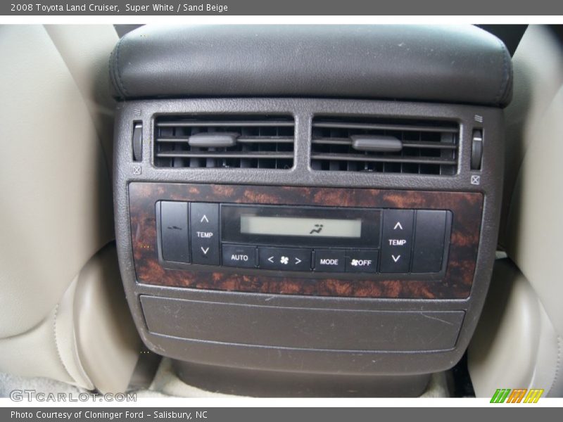 Super White / Sand Beige 2008 Toyota Land Cruiser