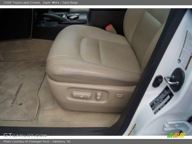 Super White / Sand Beige 2008 Toyota Land Cruiser