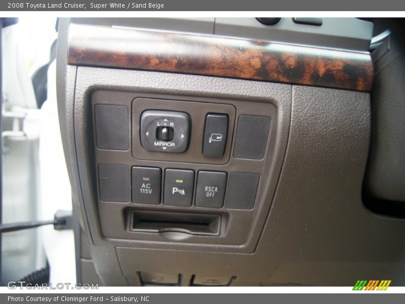 Super White / Sand Beige 2008 Toyota Land Cruiser