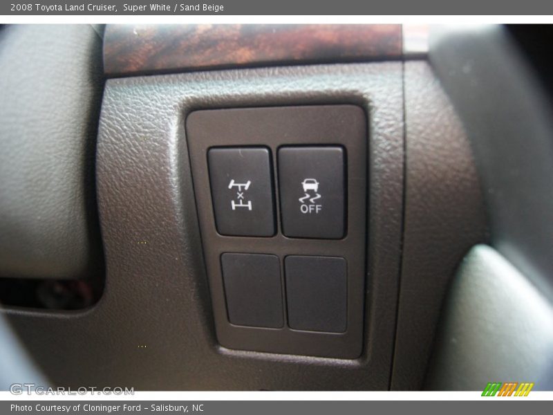 Super White / Sand Beige 2008 Toyota Land Cruiser
