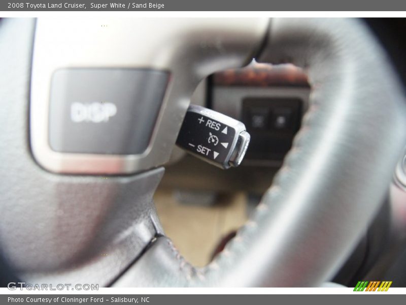 Super White / Sand Beige 2008 Toyota Land Cruiser