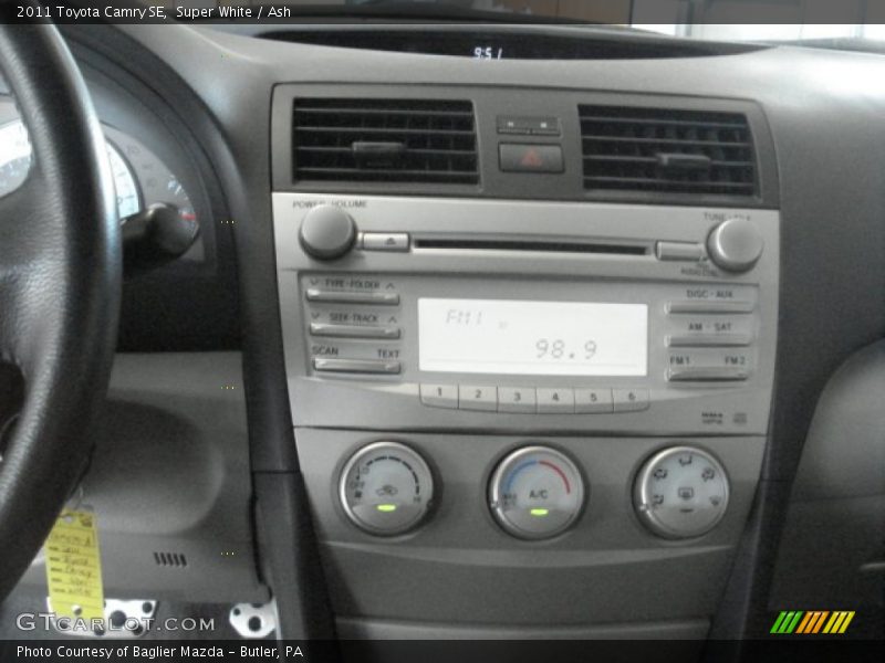 Super White / Ash 2011 Toyota Camry SE